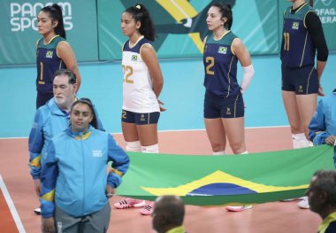 SANTIAGO (Şili), 10 / 22 / 2023 - Brezilya ile Arjantin arasındaki bayanlar voleybol karşılaşması, Şili 'nin Santiago kentinde düzenlenen 2023 Pan Amerika Oyunları sırasında gerçekleşti. Brezilya 3-0 kazandı. 