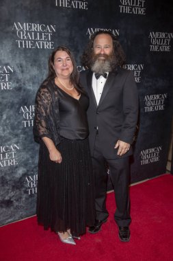 24 Ekim 2023 - New York, ABD: Stacy Margolis ve Lee Margolis, Lincoln Center 'daki David H. Koch Tiyatrosu' ndaki Amerikan Bale Tiyatrosu Sonbahar Galası 'na 24 Ekim 2023 tarihinde katıldı..