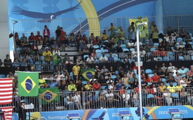 SANTIAGO, ŞİLİ - 10 / 23 / 2023: Brezilyalı GUILHERME SANTOS (Altın) ve Amerikan BROOKS CURRY ve JONATHAN KULOW (Gümüş) tarafından Şili 'deki Aquatic Center of National Stadium, Santiago, Şili