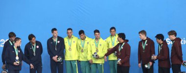 SANTIAGO (CHL), 10 / 24 / 2023: Erkekler 4x200 Serbest Bayrak Brezilya (Altın), ABD (Gümüş) ve Kanada (Bronz) tarafından Ulusal Stadyum Sucul Merkezi, Santiago, Şili. 