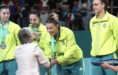 SANTIAGO, Şili - 10 / 26 / 2023: Santiago 'daki Parque O' Higgins 'in ana sahasında Dominik Cumhuriyeti' nin Altın, Brezilya-Gümüş ve Meksika-Bronz madalya kazandığı Kadın Voleybol Takımı Finali