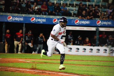MARACAIBO, Venezuela - 26 Ekim 2023 Venezuela Profesyonel Beyzbol Ligi. Tigres de Aragua, Aguilas del Zulia 'ya karşı Sezonun ikinci haftasında, Maracaibo' da Aguilas de Zulia 'nın pozitif serisini kesmek için kediler..