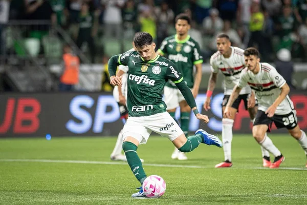 Sao Paulo, Brezilya - 25 Ekim 2023: Sao Paulo 'lu BRASILEIRO ile PALMEIRAS arasındaki futbol maçı, bu Çarşamba