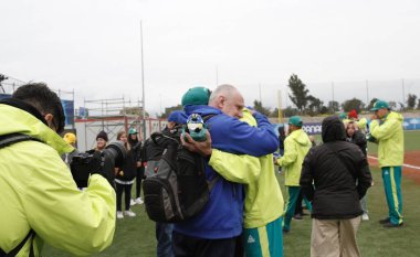 SANTIAGO (Şili), 10 / 28 / 2023 - CEREMONY / MEDAL / BASEBALL - Kolombiya 'nın altın, Brezilya' nın gümüş ve Meksika 'nın Beyzbol ve Softbol Merkezi' nde bronz madalya kazandığı erkekler beyzbol takımının finali için madalya töreni 