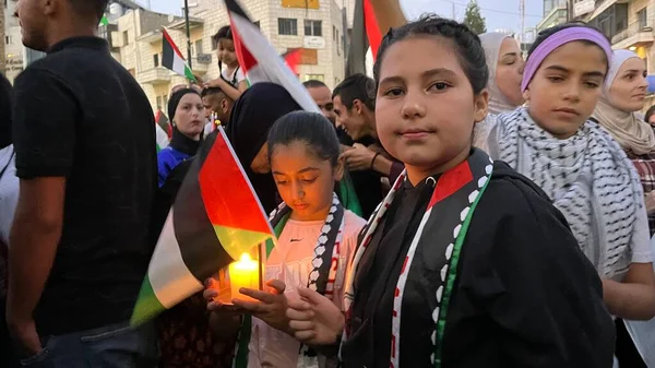 Ramallah Palestina 2023 Encender Velas Solidaridad Con Los Niños Gaza —  Fotos de Stock