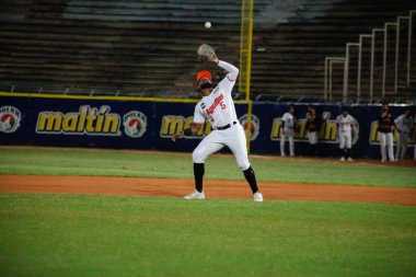 MARACAIBO, VENEZUELA - 31 / 10 / 2023: Aguilas Cibaenas vs Tubaroes beyzbol maçı