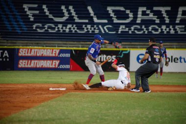 MARACAIBO, VENEZUELA - 31 / 10 / 2023: Aguilas Cibaenas vs Tubaroes beyzbol maçı