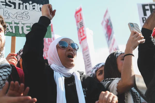 Palestinos Protestan Desde Freedom Plaza Hasta Casa Blanca Noviembre 2023 — Foto de Stock