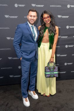 3 Kasım 2023 - New York, ABD: Priyanka Naik (R) ve konuk, The Humane Society 's To The Rescue' ya katıldı! Gala Cipriani 42. Cadde 'de. 3 Kasım 2023, New York.. 