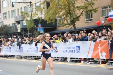 52. New York Maraton Yarışı. 5 Kasım 2023, New York, ABD: 52. New York City Maraton Yarışı Staten Island 'da başladı, yaklaşık 55.000 sporcuyla beş ilçedeki 26.2 millik parkurdan geçtiler.