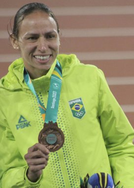 SANTIAGO (Şili), 04 / 11 / 2023 - Arjantin 'in CASETTA BA (altın) ile yapılan 3000m engelli bayanlar finalinde 9: 39.47, Kanada BTTERworTH AK (gümüş) 9: 40.86 