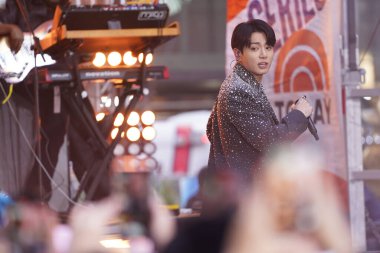 November 08 , 2023 - New York, USA : BTS member Jung Kook on the Today Show. BTS member Jung Kook wows fans with a live performance on the Today show at Rockefeller Plaza, kicking off with his hit song 
