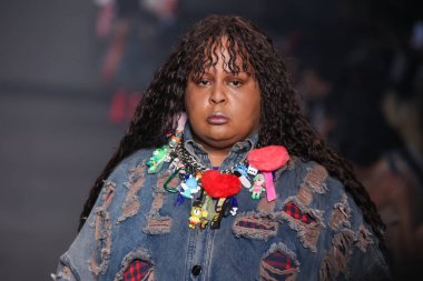 Sao Paulo, Brezilya - 11 / 08 / 2023: Sao Paulo Moda Haftası sırasında Martins defilesi - SPFW N56, Origens temalı, Komplexo Tempo, Sao Paulo 'nun doğu bölgesinde, bu Cuma, 8 Kasım 2023