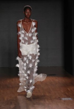 Sao Paulo, Brezilya -11 / 09 / 2023 - MODA / SPFW N56 / MARINA BITU - Marina Bitu defilesi Sao Paulo Moda Haftası sırasında - SPFW N56, Alışveriş Iguatemi, Sao Paulo 'nun güney bölgesinde, bu Perşembe, 9 Kasım 2023.