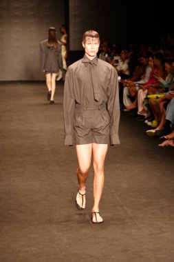 Sao Paulo (SP), Brezilya 12 / 11 / 2023 - Modeller Sao Paulo Moda Haftası - SPFW N56, Komplexo Tempo, Sao Paulo 'nun doğu bölgesi, bu Pazar, 12 Kasım 2023. 