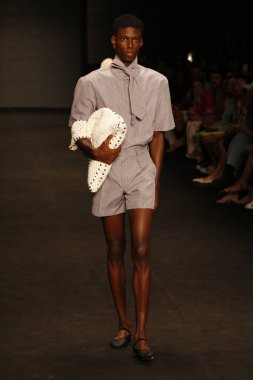 Sao Paulo (SP), Brezilya 12 / 11 / 2023 - Modeller Sao Paulo Moda Haftası - SPFW N56, Komplexo Tempo, Sao Paulo 'nun doğu bölgesi, bu Pazar, 12 Kasım 2023. 