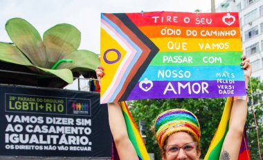 Rio de Janeiro (RJ) Brazil19 / 11 / 2013 - 28. LGBTI + Rio Onur Yürüyüşü bu Pazar (19), Rio de Janeiro 'nun Güney Bölgesi Copacabana' da gerçekleşti.. 