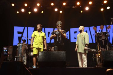 Sao Paulo (SP), Brezilya 11 / 19 / 2023 - Carlinhos Brow ve Reinaldinho ile Filhos da Bahia Show, Uluslararası Siyahi Bilinç Günü 'nün 3.