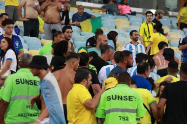 Rio de Janeiro (RJ), Brezilya 11 / 21 / 2023 - Brezilya ile Arjantin arasındaki maçtan önce taraftarlar arasında dövüş ve tartışma ve bu salı Estadio do Maracana 'da düzenlenen 2026 Dünya Kupası elemeleri için geçerli