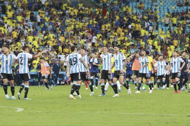 Rio de Janeiro (RJ), 11 / 21 / 2023 - Arjantin takımı, Salı günü Maracana Stadyumu 'nda düzenlenen 2026 Dünya Kupası elemeleri için geçerli olan Brezilya ile Arjantin arasında oynanan karşılaşmada zaferi kutladı.