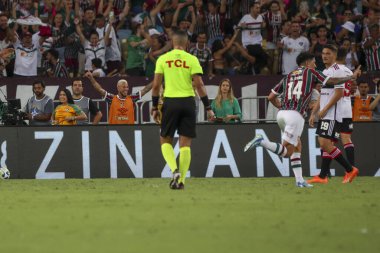 RIO DE JANEIRO (RJ), Brezilya 11 / 22 / 2023 - Fluminense 'den Alman Kanosu golünü atıyor ve Brezilya Futbol Şampiyonası' nın otuz ikinci turunda Fluminense x Sao Paulo arasındaki maçta golünü kutluyor.