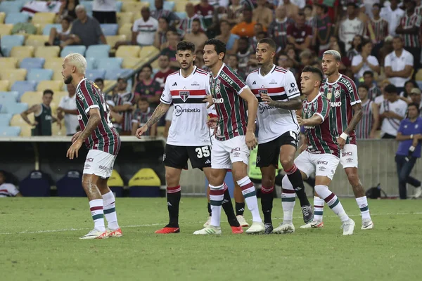 RIO DE JANEIRO (RJ), Brezilya 11 / 22 / 2023 - Brezilya Futbol Şampiyonası 'nın otuz ikinci turu için Fluminense x Sao Paulo arasındaki maç, bu Çarşamba Maracana' daki Mario Filho stadyumunda yapıldı. 