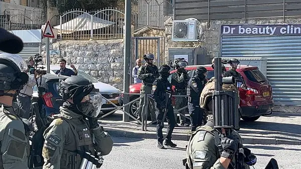 Soldados Israelenses Impedem Fiéis Muçulmanos Entrar Mesquita Aqsa Jerusalém Novembro — Fotografia de Stock