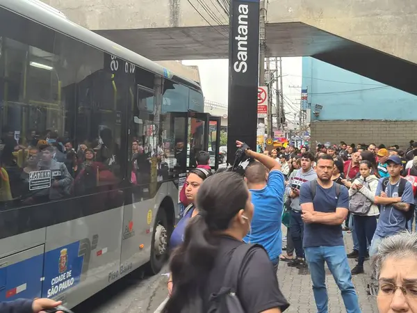 Sao Paulo Brazil 2023 Sao Paulo Metro Train System Stopped — Stock Photo, Image