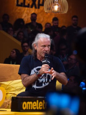 Sao Paulo (SP), Brezilya 11 / 30 / 2023 - Iron Maiden vokalisti Bruce Dickinson, bu Perşembe öğleden sonra Sao Paulo 'nun güney bölgesindeki Sao Paulo Expo' da CCXP23 'e katıldı. Ülkedeki en büyük popüler kültür ve inek etkinliği.