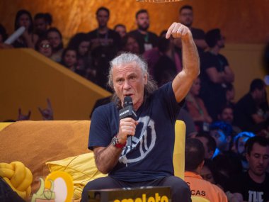 Sao Paulo (SP), Brezilya 11 / 30 / 2023 - Iron Maiden vokalisti Bruce Dickinson, bu Perşembe öğleden sonra Sao Paulo 'nun güney bölgesindeki Sao Paulo Expo' da CCXP23 'e katıldı. Ülkedeki en büyük popüler kültür ve inek etkinliği.