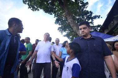NATAL (RN), Brezilya 11 / 30 / 2023 - Eski Brezilya cumhurbaşkanı Jair Bolsonaro, bu Perşembe günü Natal Uluslararası Havaalanına indi, kentin bazı kesimlerini ziyaret etti ve destekçilerle bir araya geldi. 