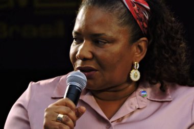 Sao Paulo (SP), Brezilya 01 / 12 / 2023 - Margareth Menezes Brezilya Kültür Bakanı, kenar mahalle üretimini pazara getiren bir kültür ve girişimcilik etkinliği olan Favela Brasil 2023 Dünya Fuarı 'nın ilk gününe katıldı 