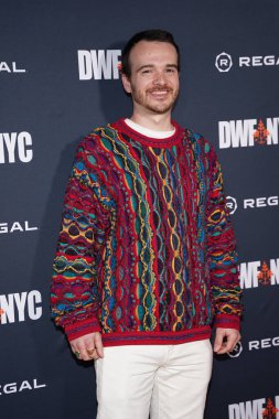 2023 Filmlerle Dans: New York. 3 Aralık 2023. Dances With Films 'in kapanış gecesi turuncu halısı film endüstrisinden göz kamaştırıcı bir yetenek dizisini bir araya getirdi.