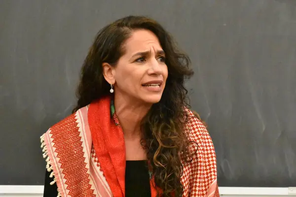Noura Erakat Prononce Discours Lors Événement Université Rutgers Noura Erakat — Photo