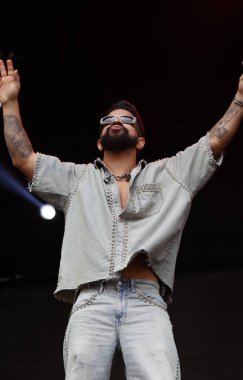 Sao Paulo (SP), Brezilya 12 / 09 / 2023 - Garota Vip SP 'de DJ Dennis gösterisi, Sao Paulo' da Arena Anhembi, bu Cumartesi, 9 Aralık 2023. Flamengo oyuncusu Gabriel ve arkadaşlarıyla gösteriye katılırken görülmüş..