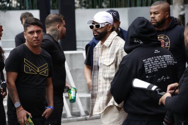 Sao Paulo (SP), Brezilya 12 / 09 / 2023 - Garota Vip SP 'de DJ Dennis gösterisi, Sao Paulo' da Arena Anhembi, bu Cumartesi, 9 Aralık 2023. Flamengo oyuncusu Gabriel ve arkadaşlarıyla gösteriye katılırken görülmüş..