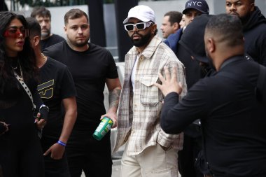 Sao Paulo (SP), Brezilya 12 / 09 / 2023 - Garota Vip SP 'de DJ Dennis gösterisi, Sao Paulo' da Arena Anhembi, bu Cumartesi, 9 Aralık 2023. Flamengo oyuncusu Gabriel ve arkadaşlarıyla gösteriye katılırken görülmüş..