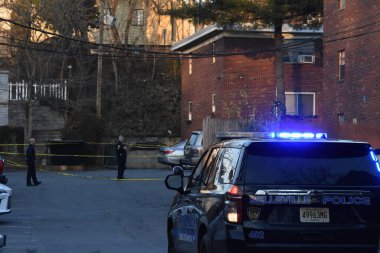 37 yaşında bir adam öldürüldü ve küçük bir çocuk Belleville, New Jersey 'de vuruldu. 16 Aralık 2023, Belleville, New Jersey, ABD: Çatışma cumartesi öğleden sonra Belleville, New Jersey 'deki Mill Caddesi' nde meydana geldi..