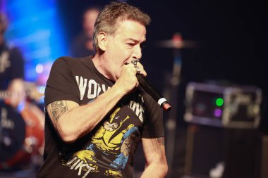 Paulo (SP), 15 / 12 / 2023 - Nasi do Ira, Eylül ayında Paraty 'de meydana gelen bir olaydan sonra So Paulo' da hastaneye kaldırılan Rinaldo Oliveira Amaral, Mingau lehine bir gösteri yaptı.