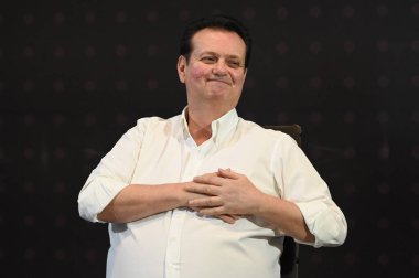 SAO PAULO (SP), Brezilya 12 / 21 / 2023 - Gilberto Kassab Devlet Sekreteri ve Sao Paulo Eyaleti Kurumsal İlişkileri Turizm Belediyesi 'nde düzenlenen yatırım imza etkinliği sırasında, Palacio dos Bandeirantes 