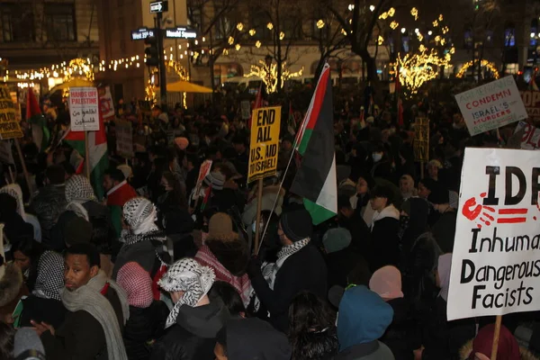 New Pro Παλαιστίνη Διαδήλωση Κατά Την Παραμονή Της Πρωτοχρονιάς Μπροστά — Φωτογραφία Αρχείου