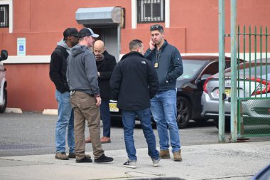 Newark, New Jersey 'deki Mescid Muhammed Camii' nin önünde bir imam vurularak ağır yaralandı. 3 Ocak 2024, Newark, New Jersey, ABD: Çarşamba sabahı saat 6: 16 sularında, polis,