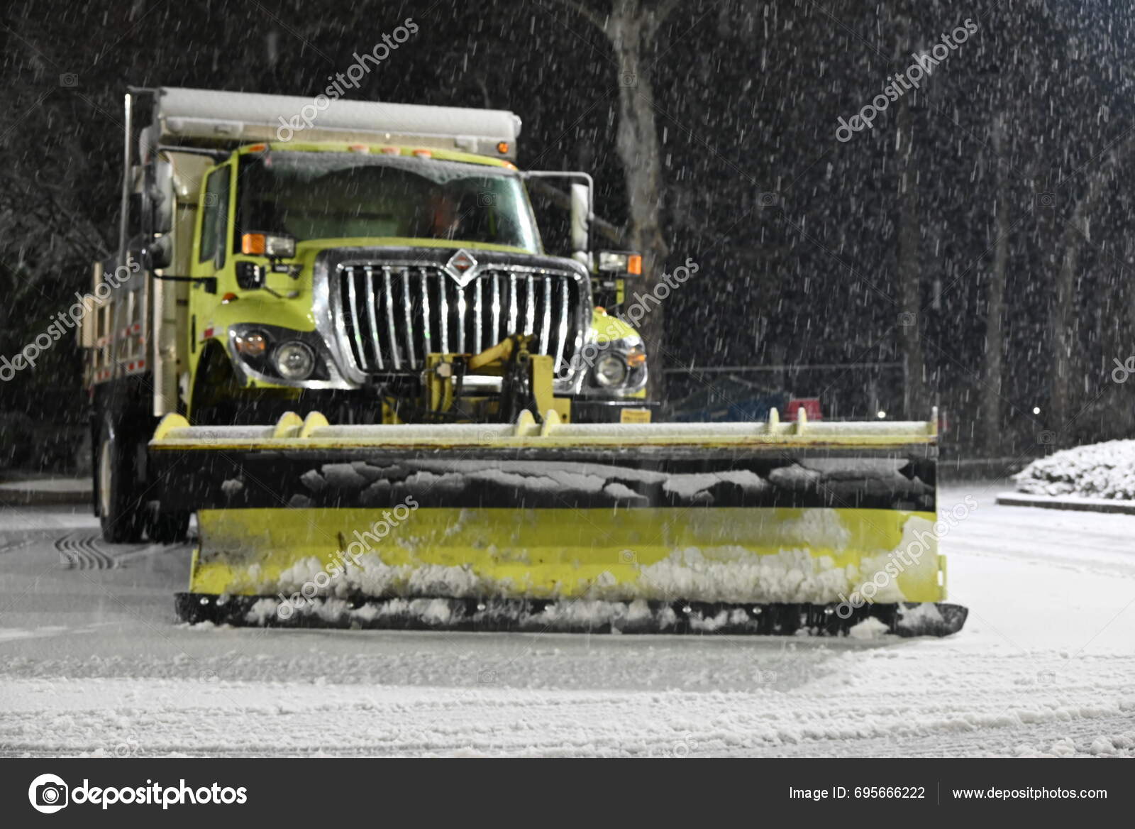 New York City New Jersey's First Snowfall 2024 January 2024 Stock