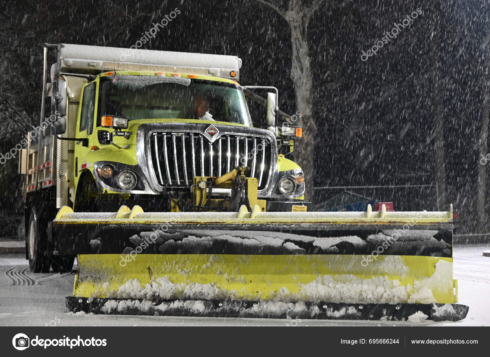New York City New Jersey's First Snowfall 2024 January 2024 Stock Editorial Photo © thenews2