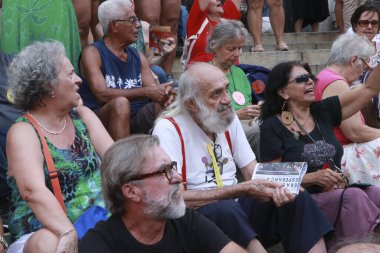 Rio de Janeiro (RJ), Brezilya 01 / 08 / 2024 - Toplumsal hareketler ve genel olarak protestocularla bağlantılı gruplar, bu 8 Pazartesi günü Rio de Janeiro şehir merkezinde toplandı. 