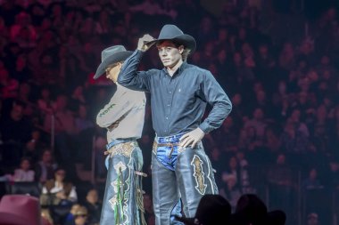 2024 profesyonel boğa binicileri canavarı bahçeye salarlar. 7 Ocak 2024, New York, New York, ABD: Conner Halverson, Profesyonel Boğa Binicileri 2024 'ün üçüncü raundunun açılış töreninde Canavar Etkinliği' ni başlattı.