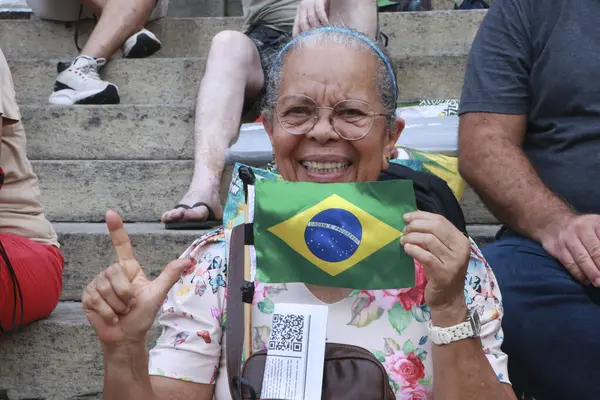 Stock image Rio de Janeiro (RJ), Brazil 01/08/2024 - Groups linked to social movements and protesters in general gathered in the center of Rio de Janeiro this Monday (8), to mark a year of the coup invasions of the headquarters 