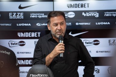 Sao Paulo (SP), Brezilya 01 / 10 / 2024 - Korintliler başkanı Augusto Melo, 10 Ocak 2024 Çarşamba sabahı Corinthians basın toplantısında, Sao Paulo-SP 'deki CT Joaquim Grava' da.