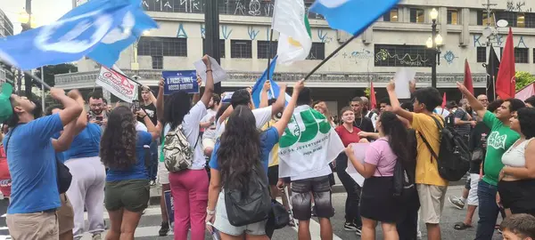Nkú Paulo Brazílie 2024 Protestující Hnutí Volného Pasu Učinili Prohlášení — Stock fotografie
