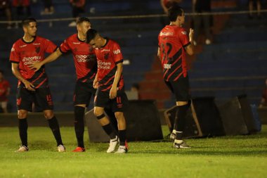 CURITIBA (PR), 01 / 17 / 2024 - Athletico PR 'dan Pablo, Campeonato Paranaens' ın ilk turu için geçerli olan Athletico PR maçında golünü kutluyor